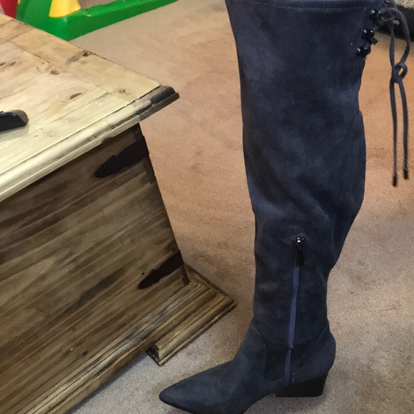 Boots - Picture 3 of 3